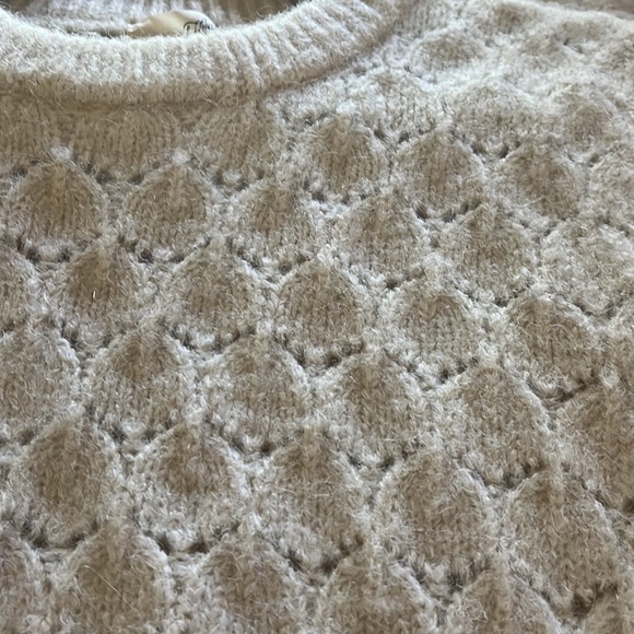 Universal Thread Cream Sweater Vest - Picture 4 of 4